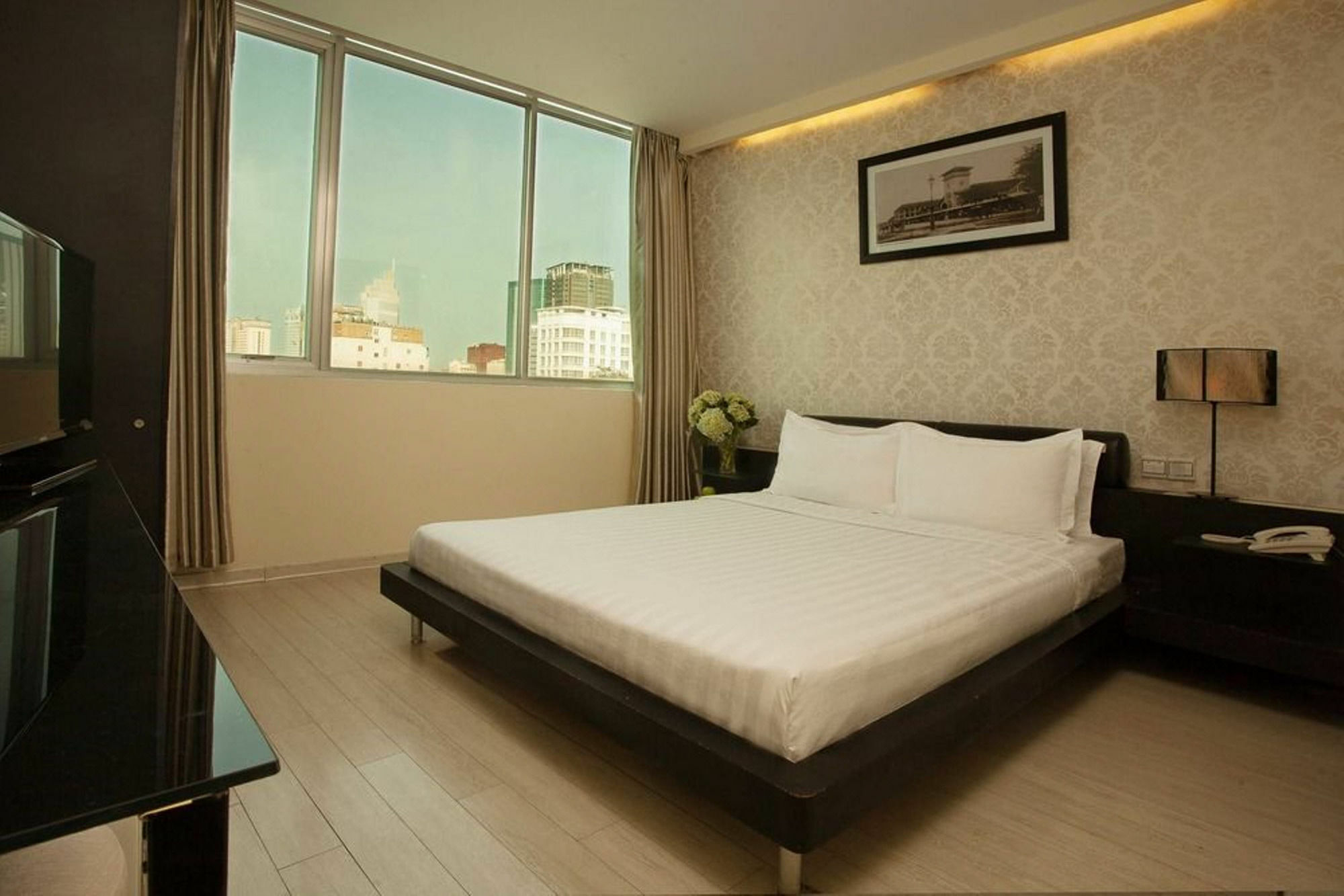 The One Premium Hotel Ho Chi Minh Zewnętrze zdjęcie